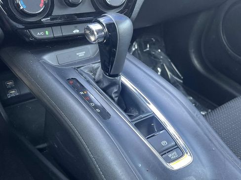 Used 2021 Honda HR-V Sport image 20