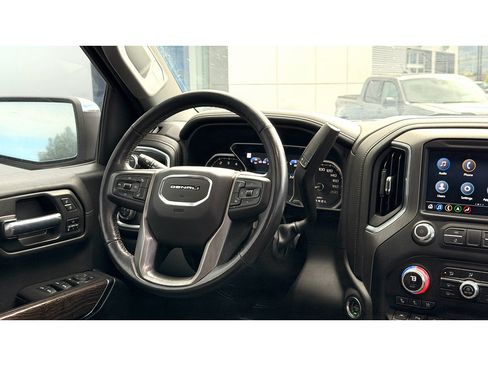 Used 2021 GMC Sierra 1500 Denali w/ Driver Alert Package II AWD/4WD image 16