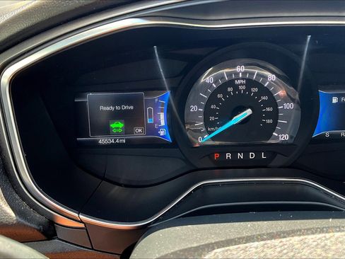 Used 2018 Ford Fusion S image 24