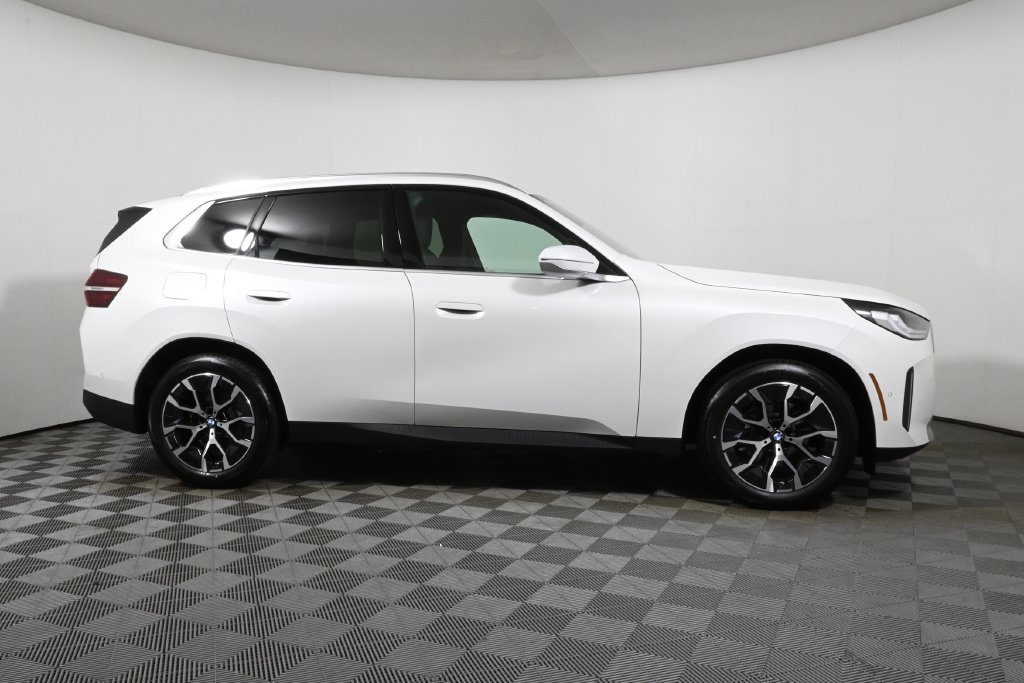 Used 2026 BMW X3 xDrive30i w/ Convenience Package AWD/4WD image 8