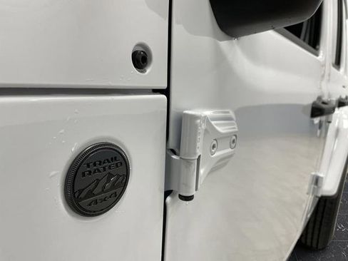 New 2025 Jeep Wrangler Sahara w/ Technology Group image 36