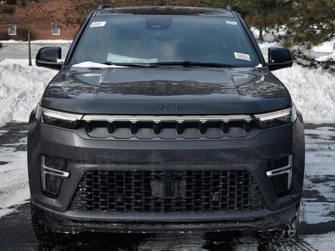 New 2026 Jeep Grand Wagoneer Summit image 8