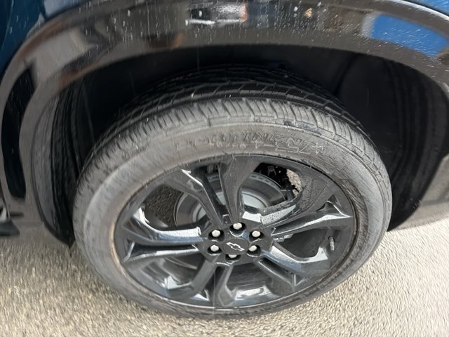 New 2027 Chevrolet Traverse RS w/ LPO, Floor Liner Package AWD/4WD image 13