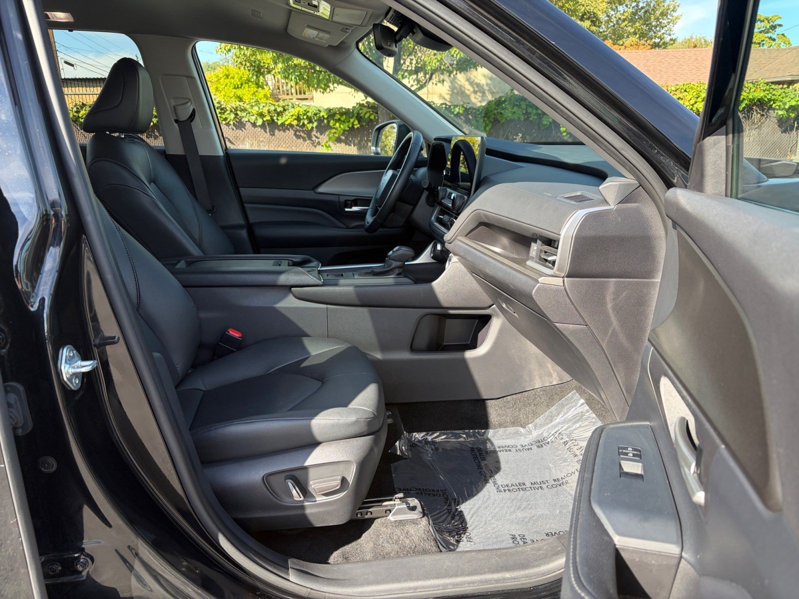 Certified 2025 Toyota Grand Highlander AWD image 29