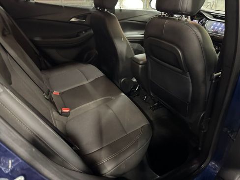 Used 2022 Buick Encore GX Select image 18