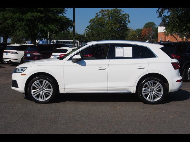 Used 2018 Audi Q5 2.0T Premium Plus w/ Premium Plus Package AWD/4WD image 2