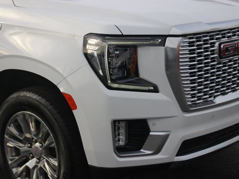 Used 2024 GMC Yukon XL Denali w/ Max Trailering Package image 9