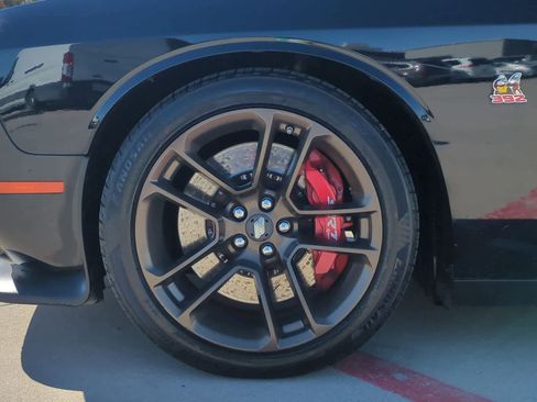 Used 2022 Dodge Challenger R/T Scat Pack w/ Dynamics Package image 13