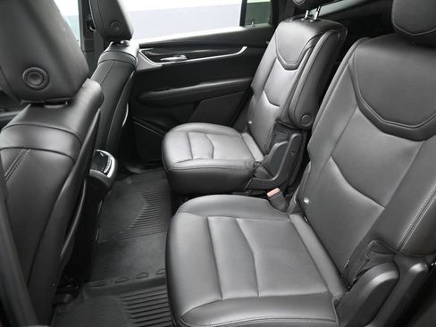 Used 2024 Cadillac XT6 Sport w/ Technology Package AWD/4WD image 33