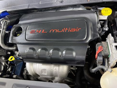 Used 2022 Jeep Compass Limited AWD/4WD image 28