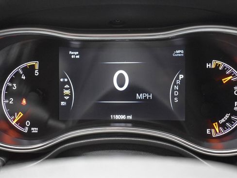 Used 2015 Jeep Grand Cherokee High Altitude image 16