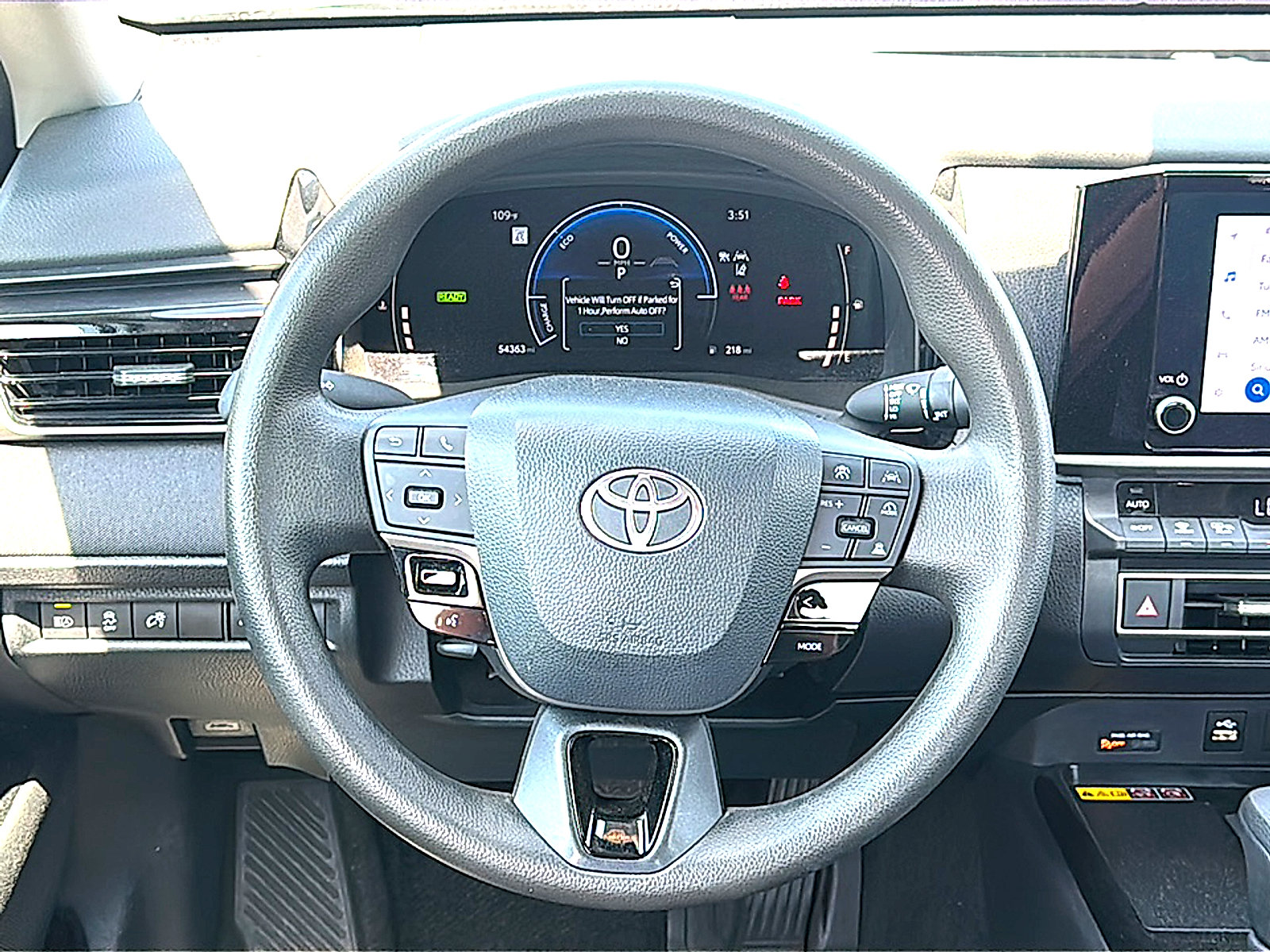 Used 2025 Toyota Camry LE FWD image 21
