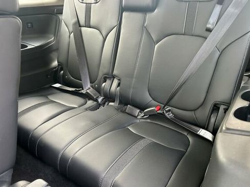 Used 2024 Honda Pilot EX-L image 12