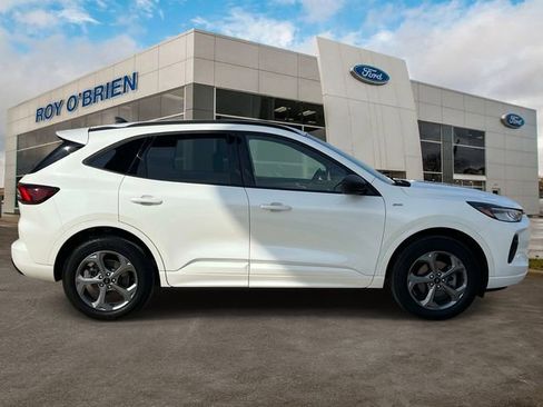 Certified 2024 Ford Escape ST-Line w/ Tech Pack #1 AWD/4WD image 6