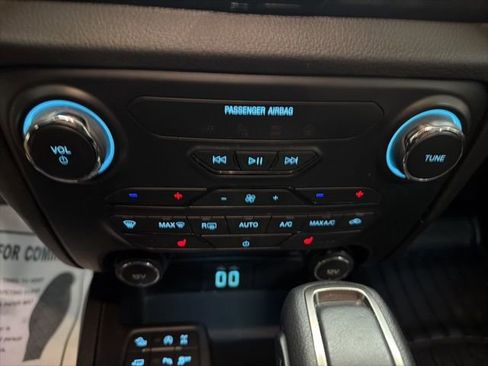 Used 2019 Ford Ranger Lariat w/ Equipment Group 501A Mid image 13