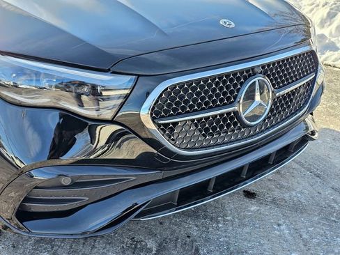 New 2026 Mercedes-Benz E 350 4MATIC Sedan image 3