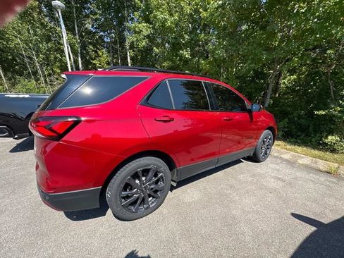 Used 2024 Chevrolet Equinox RS FWD image 13