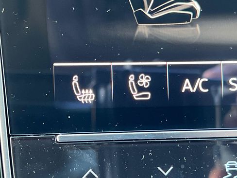 New 2026 Audi SQ7 Prestige AWD/4WD image 24