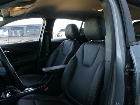 Used 2024 Buick Encore GX Sport Touring image 16