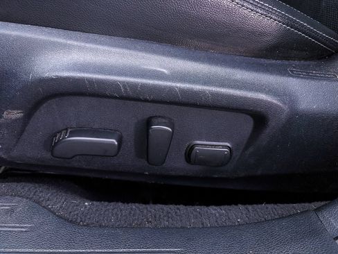 Used 2016 Subaru Legacy 2.5i Limited AWD/4WD image 16