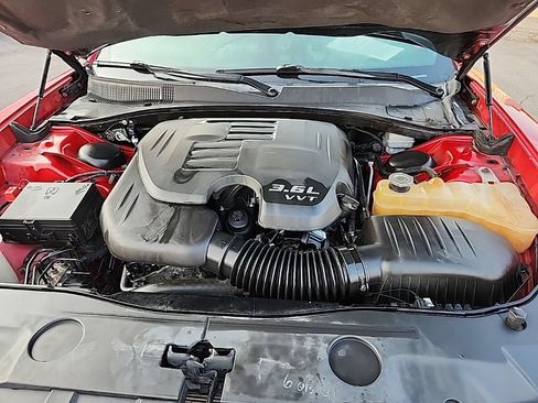 Used 2012 Dodge Charger SE RWD image 11