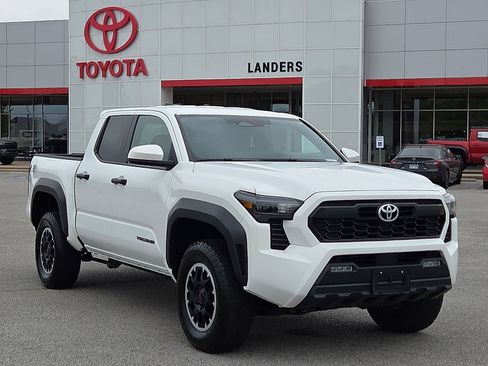 Used 2024 Toyota Tacoma TRD Off-Road AWD/4WD image 1