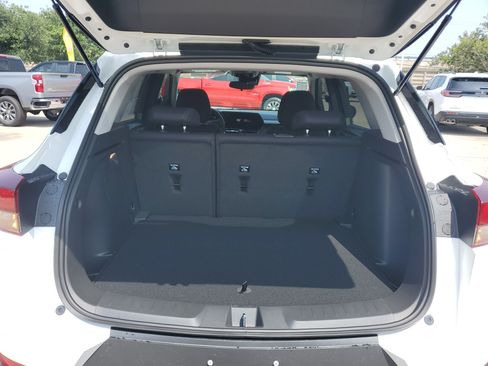 New 2026 Chevrolet TrailBlazer LT w/ Driver Confidence Package FWD image 13