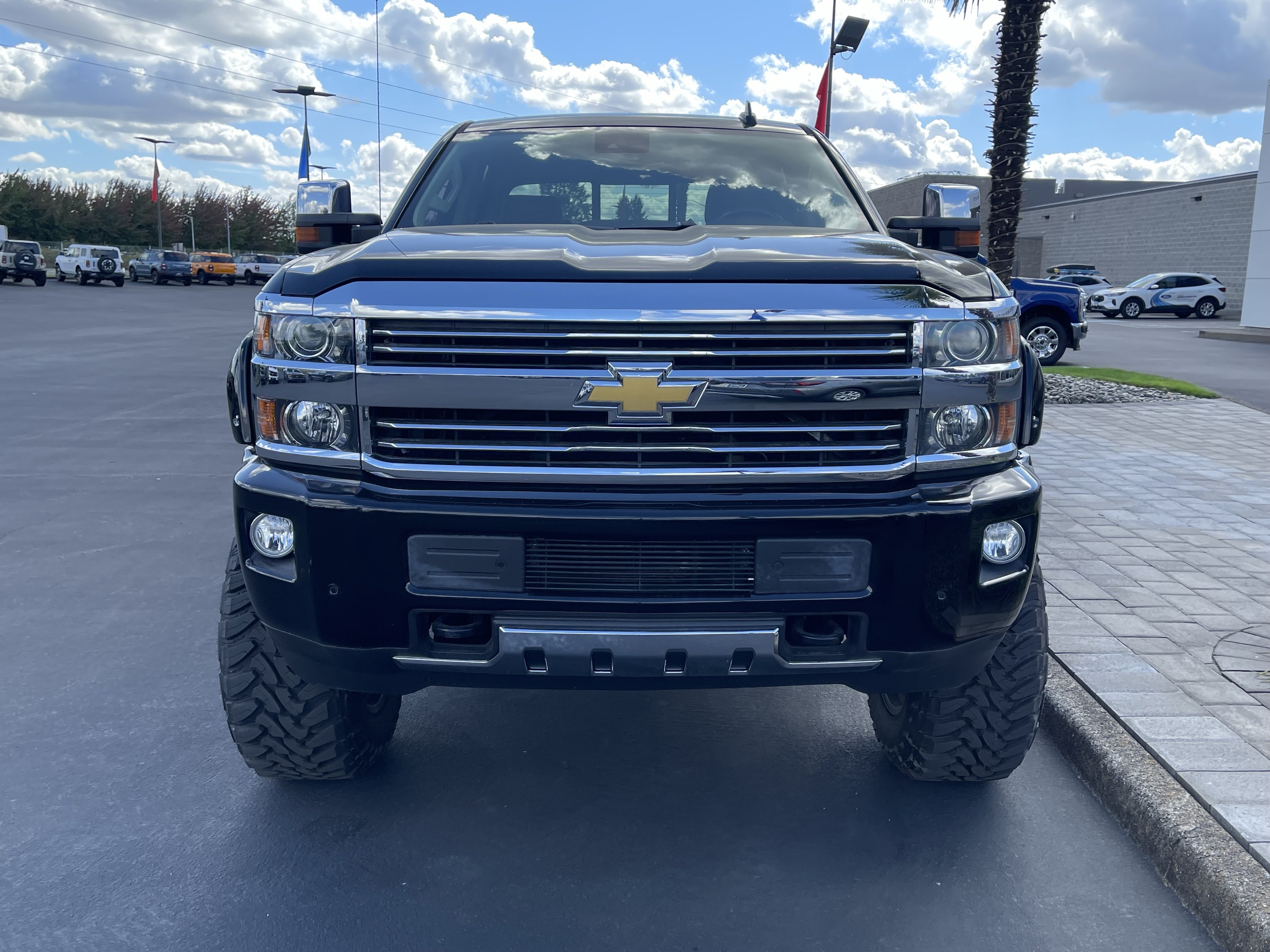 Used 2015 Chevrolet Silverado 3500 High Country AWD/4WD image 6