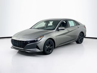 Used 2023 Hyundai Elantra SEL w/ Cargo Package FWD video 1