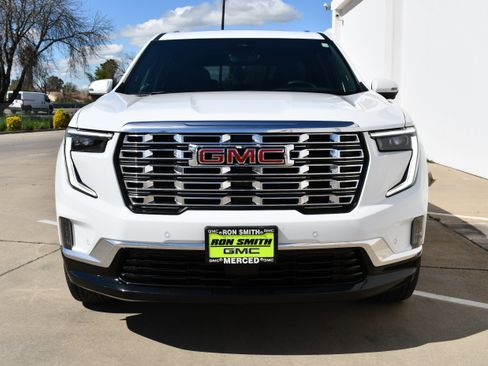 Used 2025 GMC Acadia Denali w/ Super Cruise Package image 3