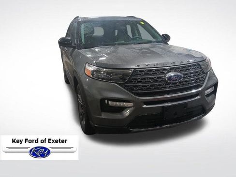 Certified 2023 Ford Explorer XLT w/ Equipment Group 202A AWD/4WD image 2