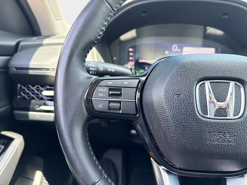 Used 2023 Honda Accord Touring image 23