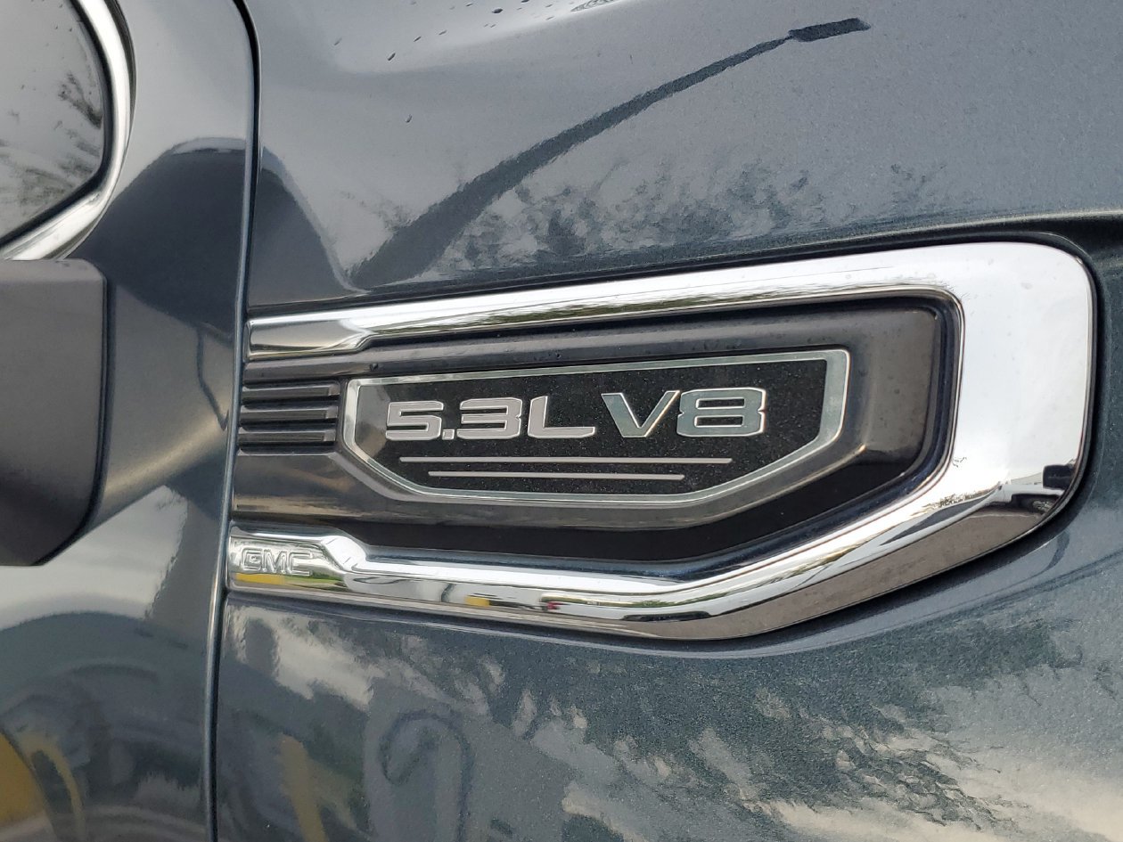 Used 2020 GMC Sierra 1500 SLT w/ SLT Premium Plus Package RWD image 4