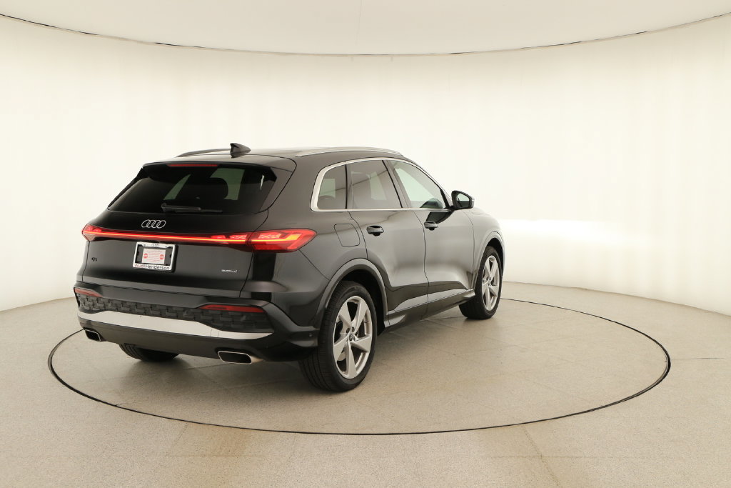 Certified 2025 Audi Q5 Prestige AWD/4WD image 6