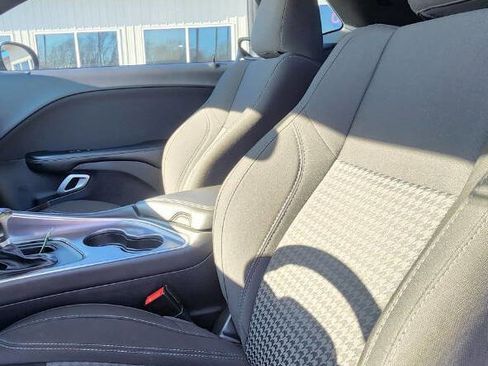 Used 2015 Dodge Challenger R/T w/ Quick Order Package 28B R/T image 23