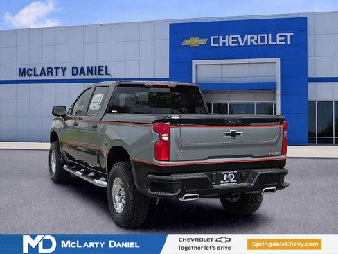 New 2026 Chevrolet Silverado 1500 RST w/ Safety Package AWD/4WD image 4