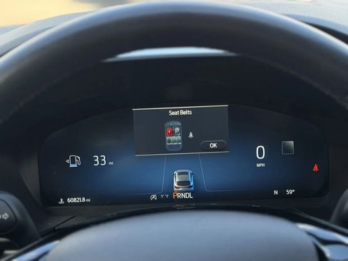 Used 2023 Ford Escape Platinum image 29