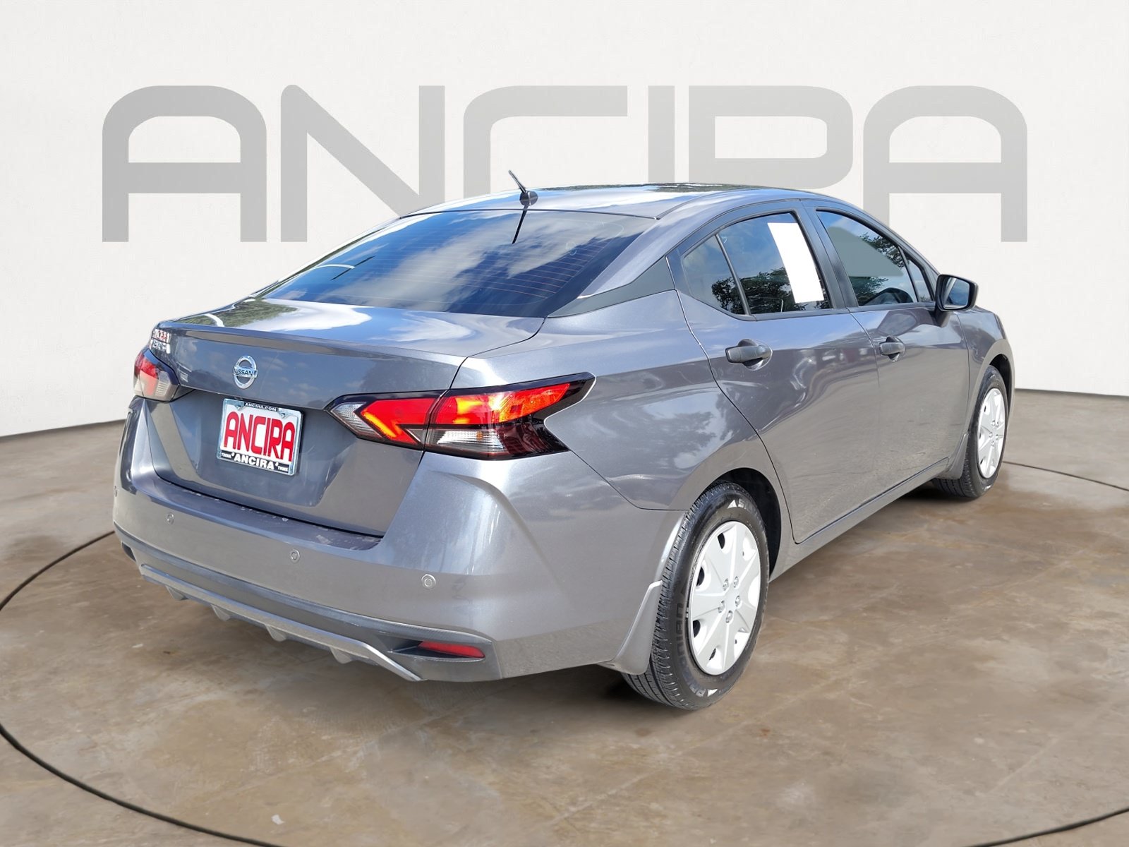 Used 2021 Nissan Versa S FWD image 11