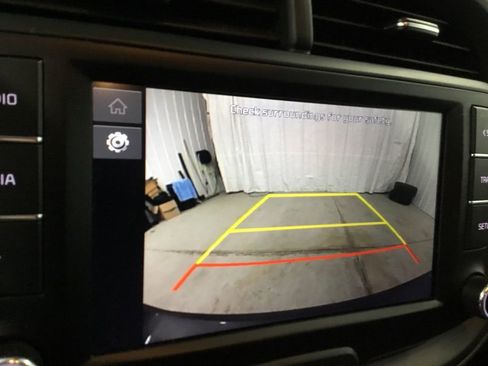 Used 2024 Kia Soul LX w/ LX Technology Package image 10