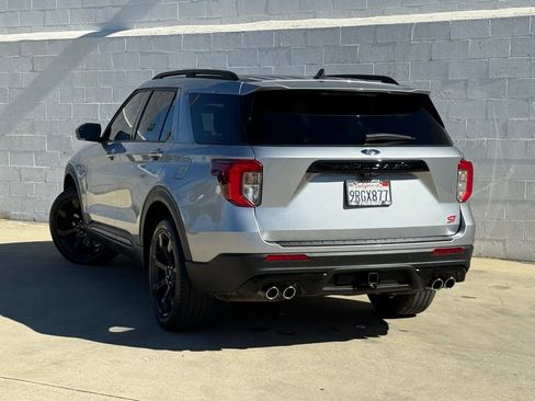 Certified 2024 Ford Explorer ST w/ Equipment Group 401A image 5