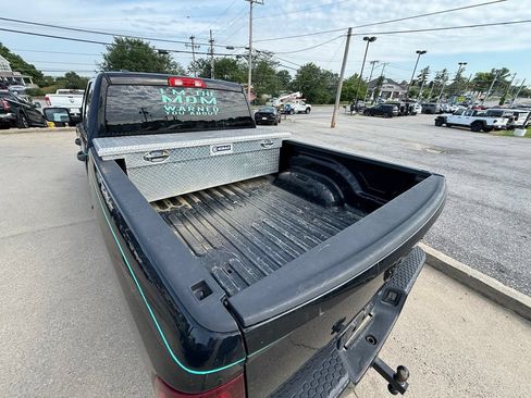 Used 2014 RAM 1500 Express w/ Black Ram 1500 Express Group AWD/4WD image 8
