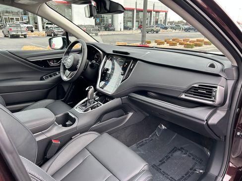 Used 2025 Subaru Outback Touring XT w/ Popular Package #2 image 28