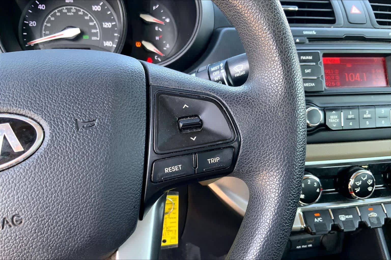 Used 2014 Kia Rio LX FWD image 23