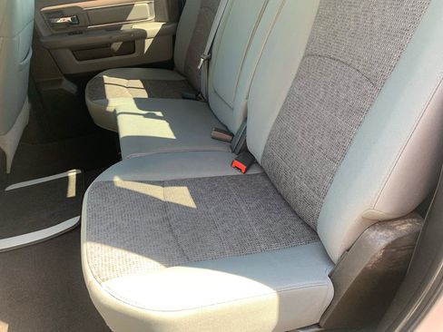Used 2019 RAM 1500 Classic SLT w/ Luxury Group AWD/4WD image 21