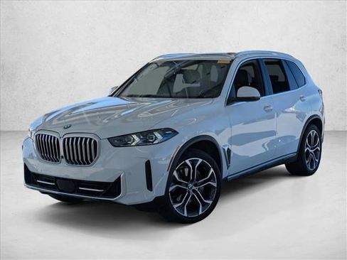 Certified 2024 BMW X5 xDrive40i w/ Premium Package image 1