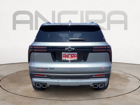 Used 2026 Chevrolet Traverse Z71 w/ Enhanced Driving Package AWD/4WD image 11