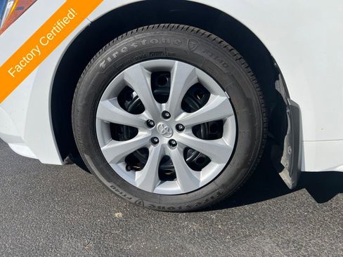 Used 2025 Toyota Corolla LE image 26