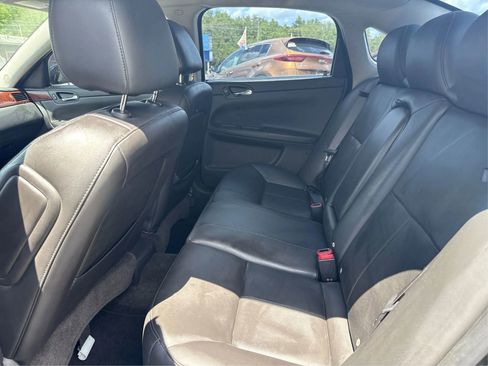 Used 2011 Chevrolet Impala LT w/ Luxury Edition Package FWD image 10