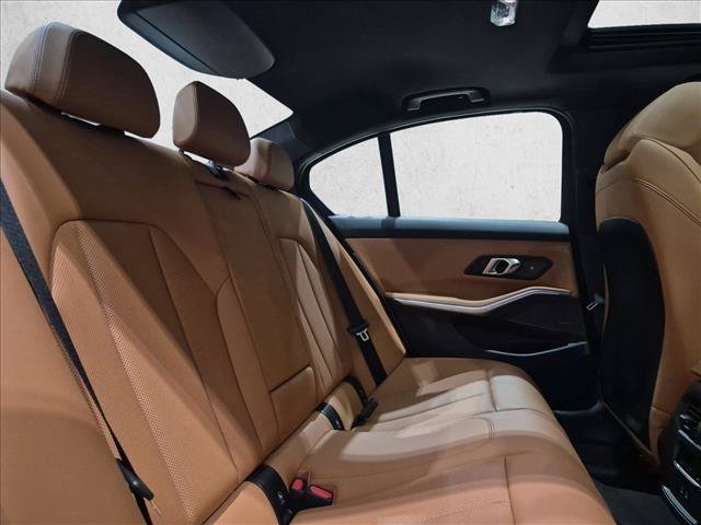Certified 2026 BMW 330i xDrive Sedan w/ Premium Package AWD/4WD image 21