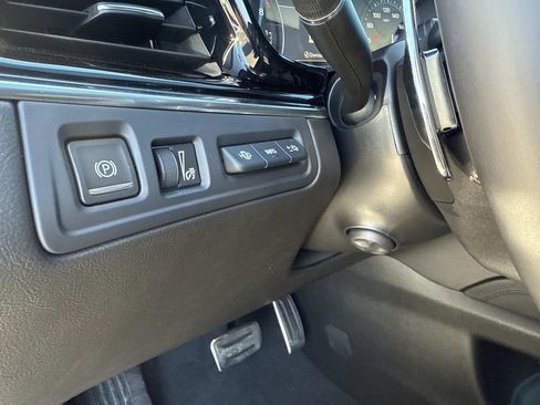 New 2025 Cadillac XT6 Sport image 32